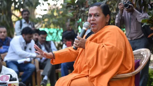 உமா பாரதி