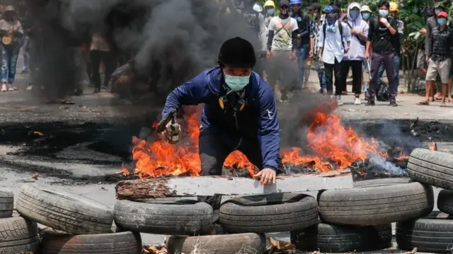 manifestantesbig brother brasil bet 365Yangon