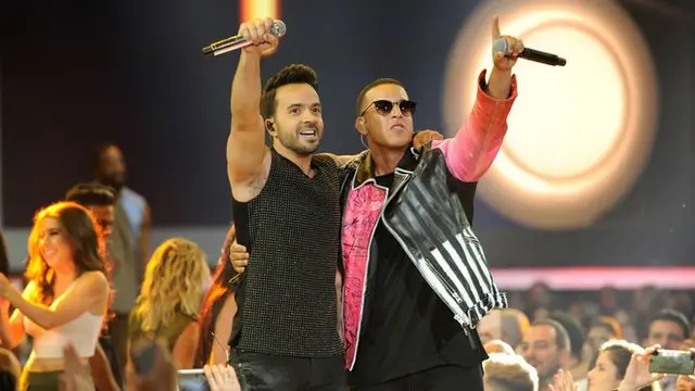 Picture of Luis Fonsi and Daddy Yankee