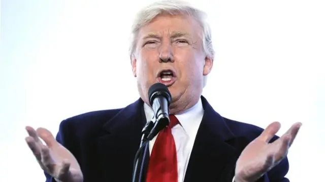 डोनल्ड ट्रंप