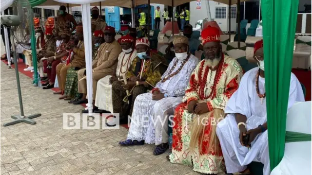 Ndị nze na ọzọ