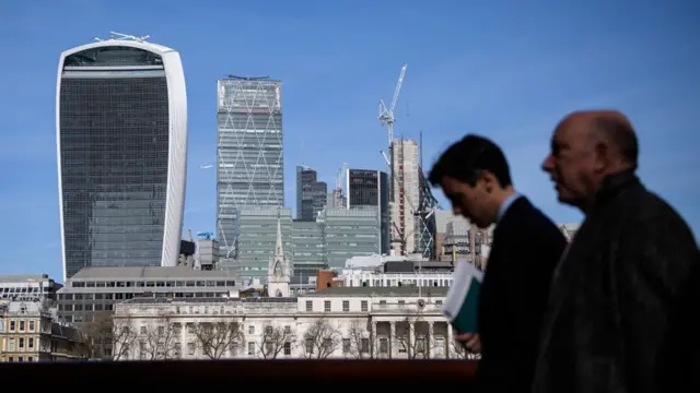 працівники банку