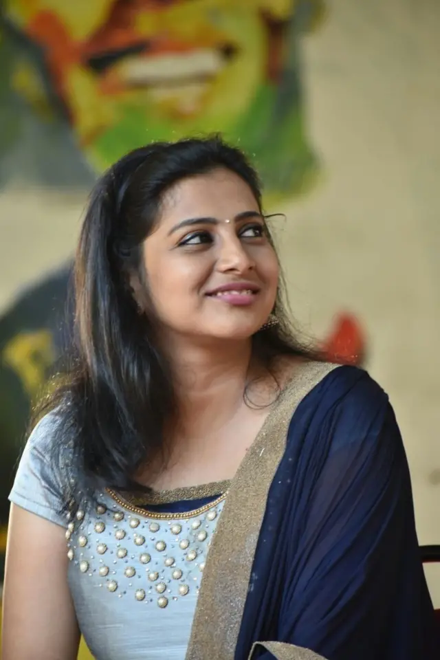 அன்னா ரேஷ்மா ராஜன்