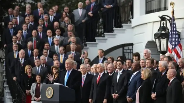 Kushindwa kwa utawala wa rais Trump kudhibiti bunge la uwakilishi kutapunguza uwezo wa rais Trump kufuatilia ajenda yake ya kisiasa