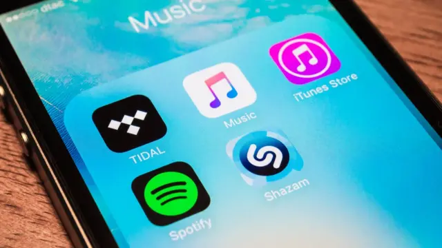 Aplicaciones de música en un móvil