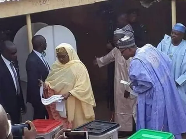 Aarẹ Buhari ati iyawo rẹ Aisha.