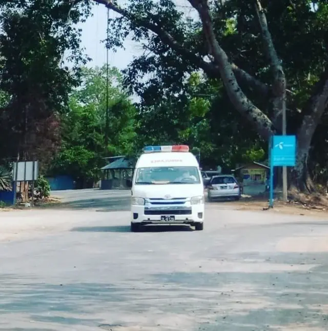 လူနာကို ကျိုင်းတုံဆေးရုံကြီးကို ခေါ်သွား
