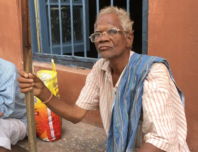 ఆనందాశ్రమంలో ఒక బిచ్చగాడు