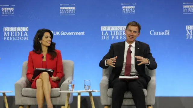Amal Clooney ve Jeremy Hunt