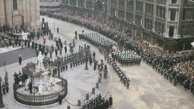 Quốc tang dành cho cựu thủ tướng Winston Churchill vào năm 1965