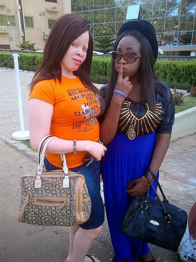 Taiwo and Kehinde Apelehin