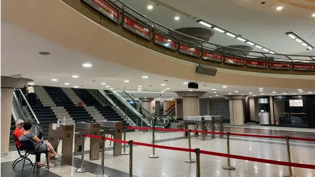 Vestibil - predvorje je prvi nivo pod zemljom