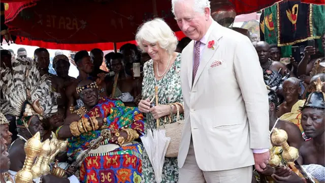 Ọmọ ọba Charles àti ìyàwó rẹ̀ Camilla