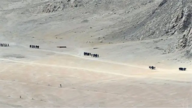 چینی فوجیوں کی نقل و حمل