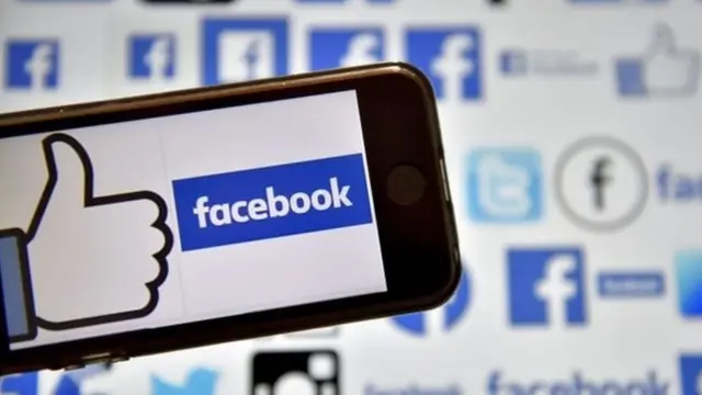 सोशल मीडिया