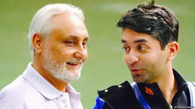 ਪਿਤਾ ਅਪਜੀਤ ਬਿੰਦਰਾ ਨਾਲ ਅਭਿਨਵ