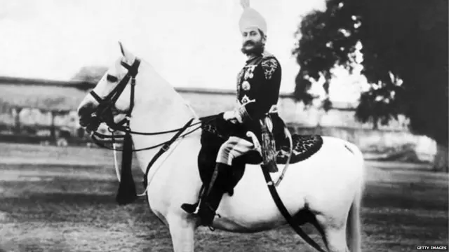 मेहबूब अली खान