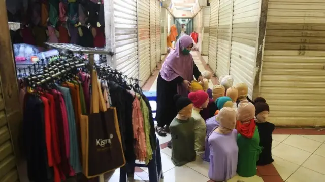 Pasar Tanah Abang di Jakarta,