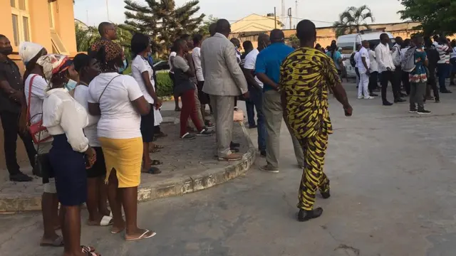 Ndị gbakọrọ maka akwamozu