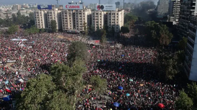 manifestantes no chile