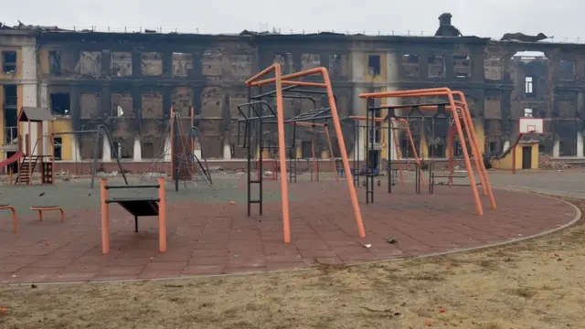Explosion for school building for Ukraine