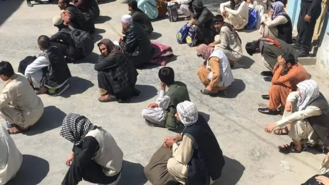 له بلخ څخه خوشي شوي زندانیان