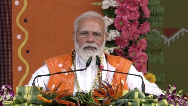 नरेंद्र मोदी