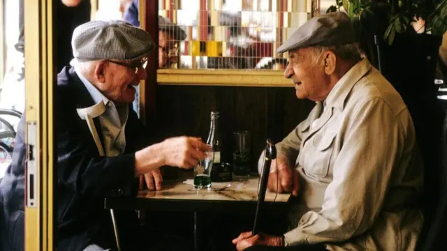 ينزع التواصل بين الفرنسيين إلى التعقيد والغموض