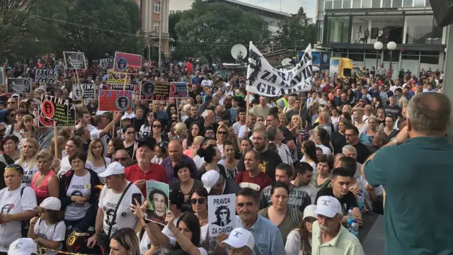 Заједнички протест породица Мемић и Драгичевић у Бањалуци 7. јула 2018. године.