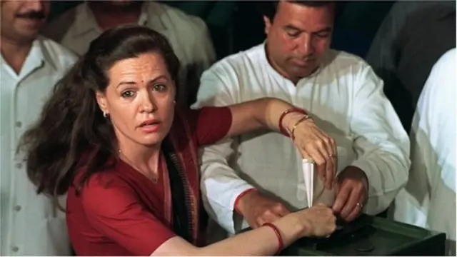 राजीव गांधी. सोनिया गांधी