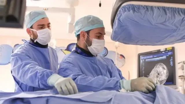 ڈاکٹر پیڈرو سینٹینی اور ہیلڈر گروئین ولڈ کامپوس