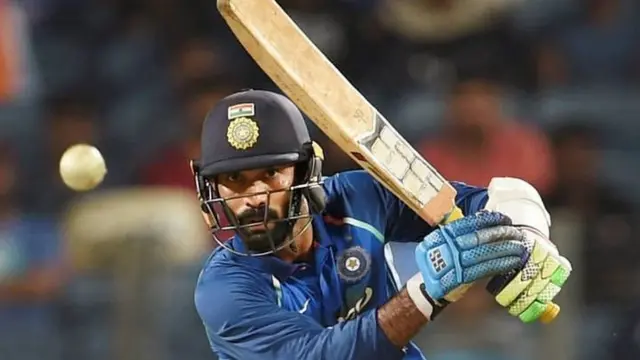 दिनेश कार्तिक