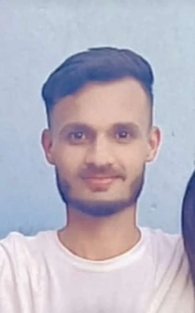 कराची, हिंदू युवक