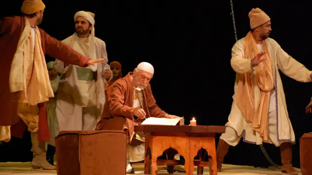نمایشنامه "فردوسی"