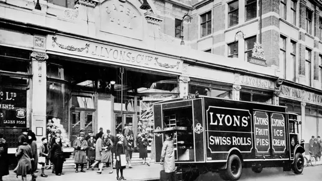 Local de Lyons