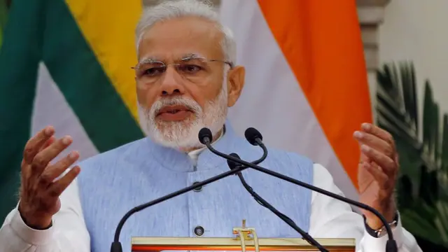 नरेंद्र मोदी