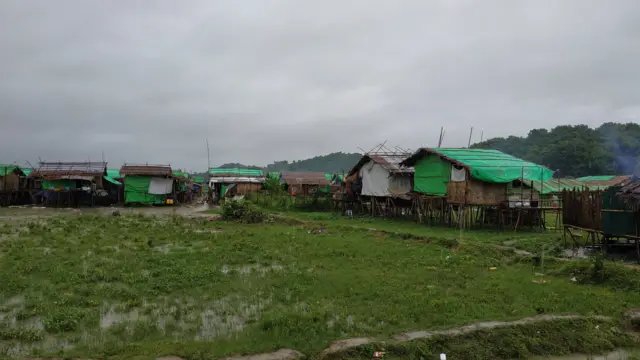 ယိုးချောင်းဖျားဒေသက စစ်ရှောင်လာသူတွေနေတဲ့ စခန်း