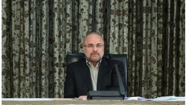 محمدباقر قالیباف اکنون رئیس مجلس ایران است. وی پیش از این با درجه سرتیپی فرمانده نیروی هوایی سپاه، فرمانده نیروی انتظامی و دوازده سال شهردار تهران بوده