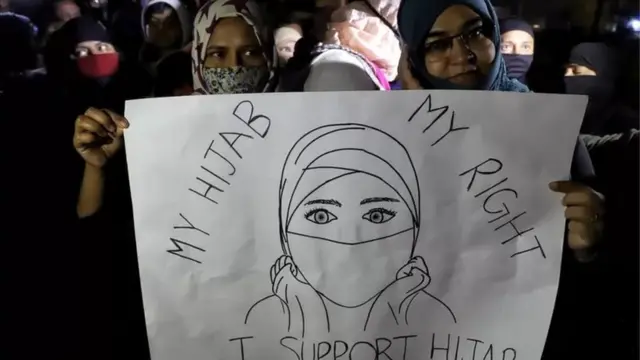 ఇరాన్-కర్ణాటక: ఈ వివాదం హిజాబ్‌కు సంబంధించిందా? లేక మహిళల ఇష్టాలకు చెందినదా?