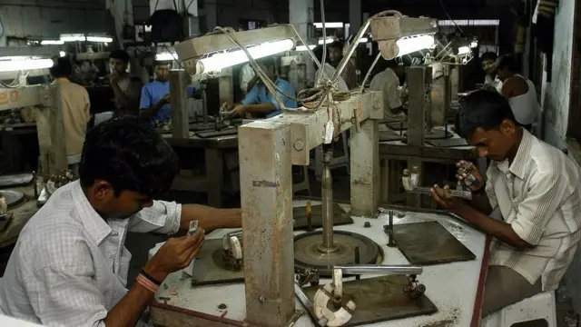 પ્રતીકાત્મક તસવીર