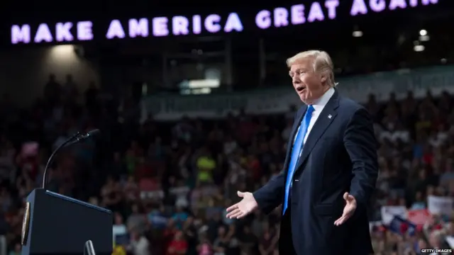 डोनाल्ड ट्रंप