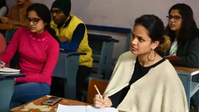 ਕਾਲਜ ਵਿਦਿਆਰਥੀ