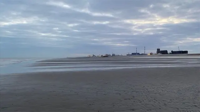 లూన్ బీచ్.. ఇక్కడి నుంచే మృత్యు ప్రయాణం ప్రారంభమైంది