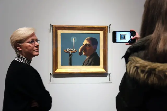 Rene Magritte - The Treachery of Images