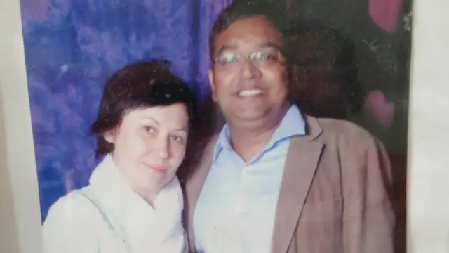 લખનૌના પવનસિંહ મિકેનિકલ ઇજનેરીનો અભ્યાસ કરવા માટે 1996માં યુક્રેન ગયા હતા, ત્યારે તેઓ સ્વેત્લાનાના સંપર્કમાં આવ્યા હતા