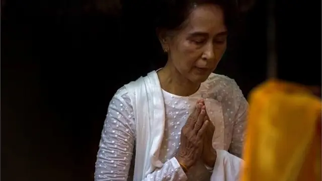 นางอองซานซูจีกล่าวต่อประชาคมโลกให้ร่วมมือแก้ไขสถานการณ์โรฮิงญา