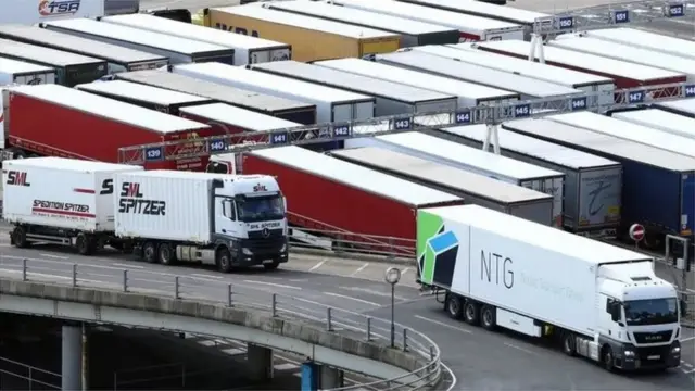 પ્રતીકાત્મક તસવીર