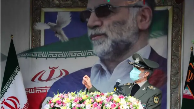 وزير الدفاع، العميد أمير حاتمي