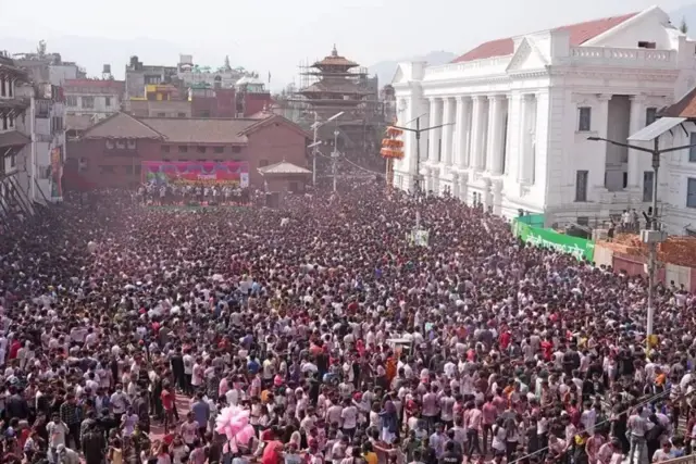 वसन्तपुरमा होली