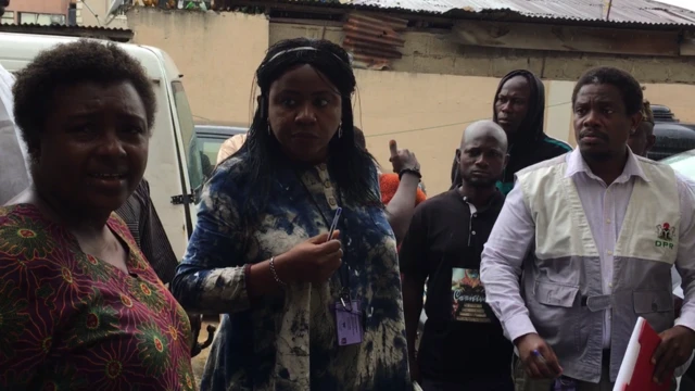 Residents and DPR pipo